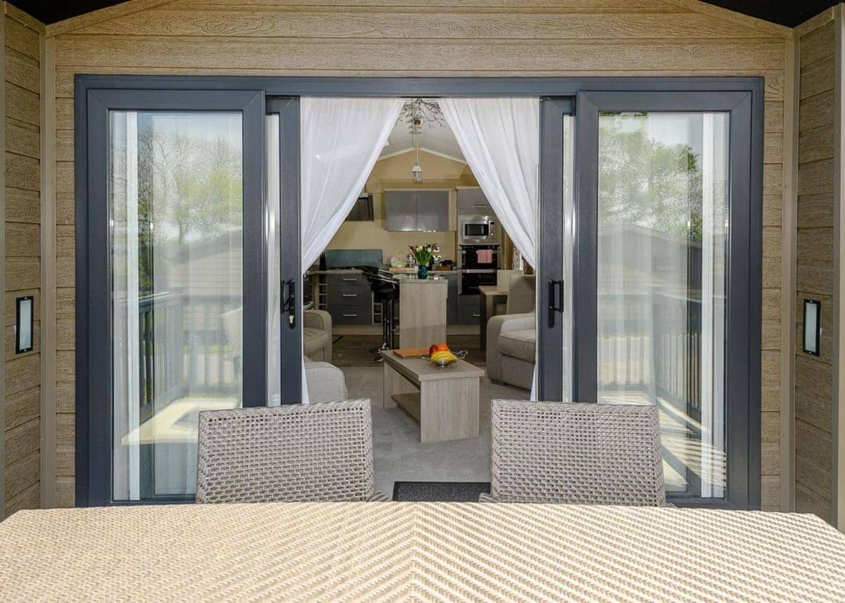Hawkchurch Resort And Spa Exterior foto